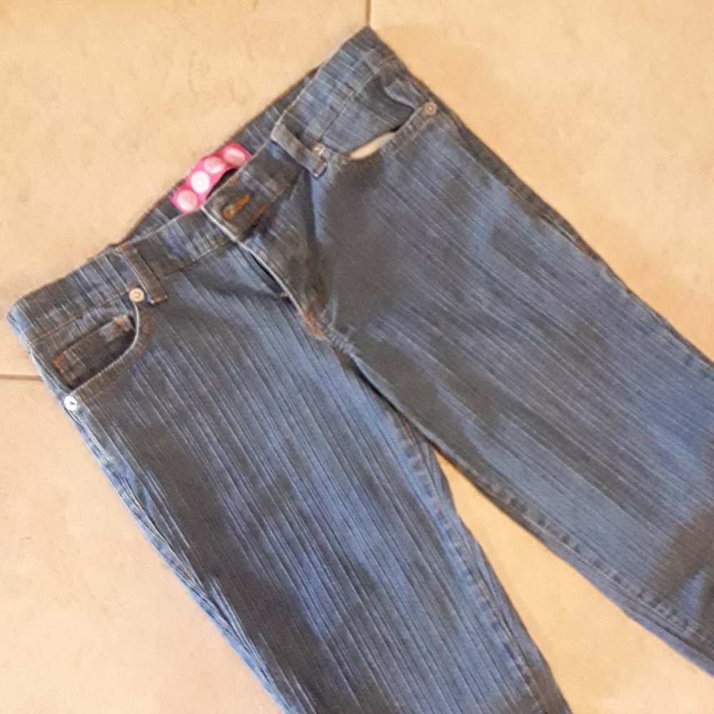 Jeans - Picture 2 of 4